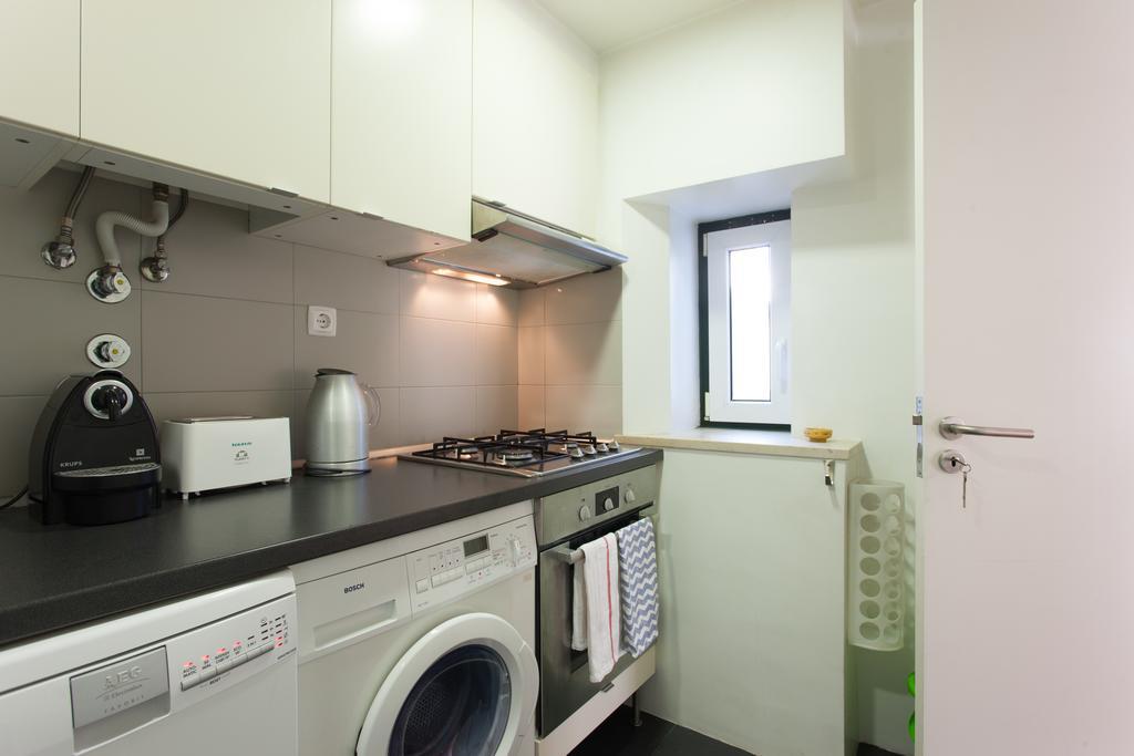 Ferienwohnung Flh Bairro Alto Loft With Sunny Terrace Lissabon Exterior foto