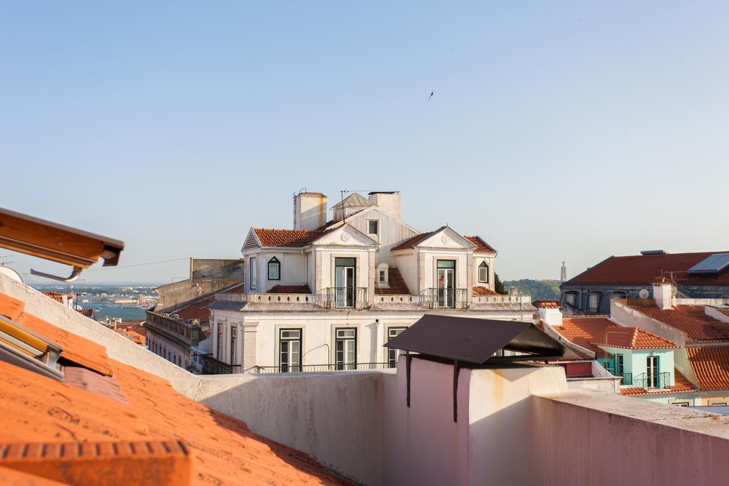 Ferienwohnung Flh Bairro Alto Loft With Sunny Terrace Lissabon Exterior foto